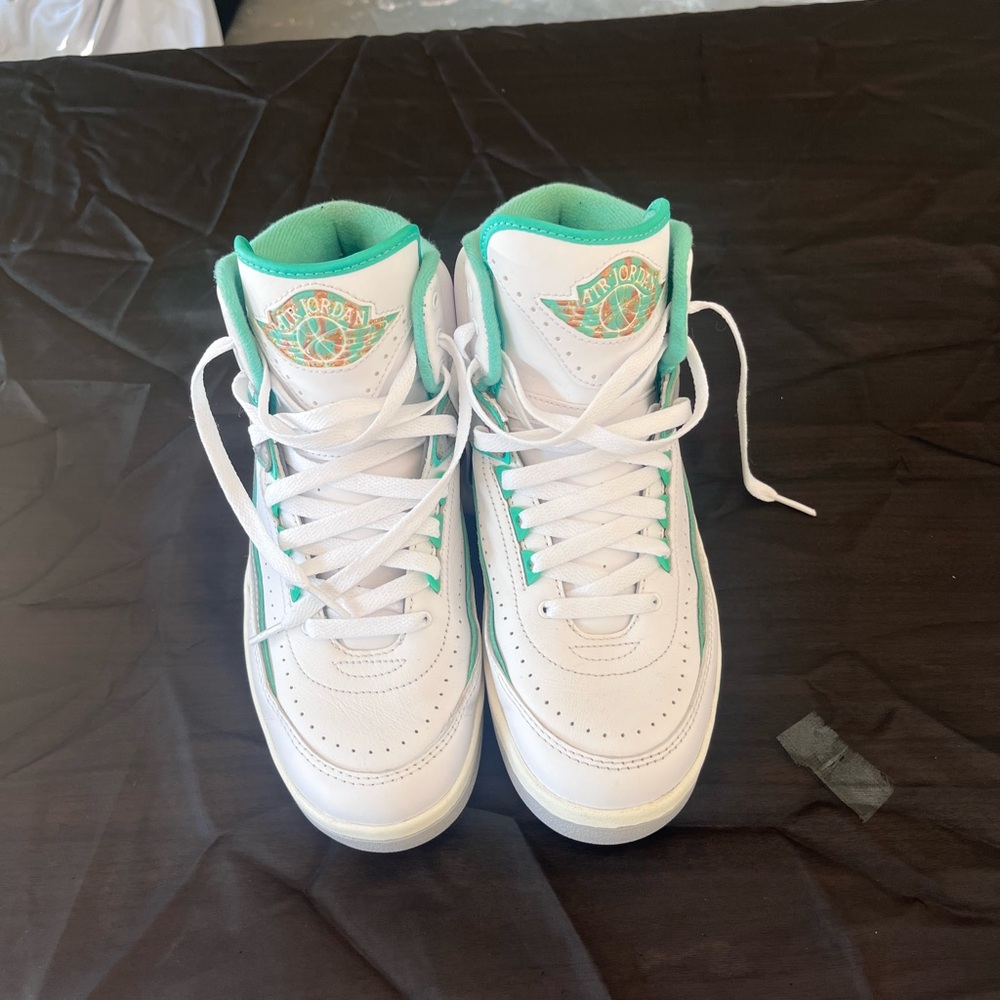 Jordan White and Green Sneakers Classic Design